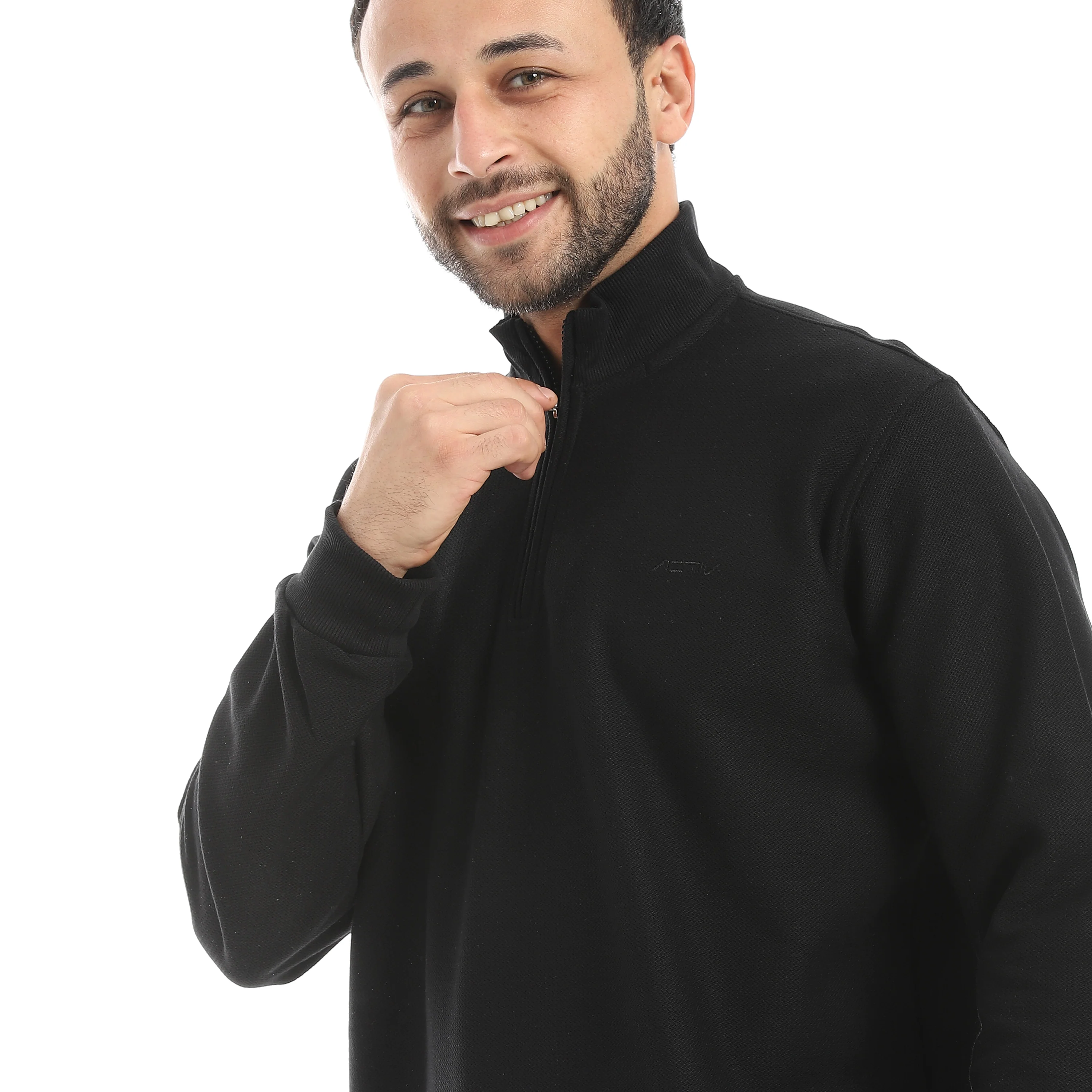 سويت شيرت نص ياقه1A&TIE
 - اسود - Image 4