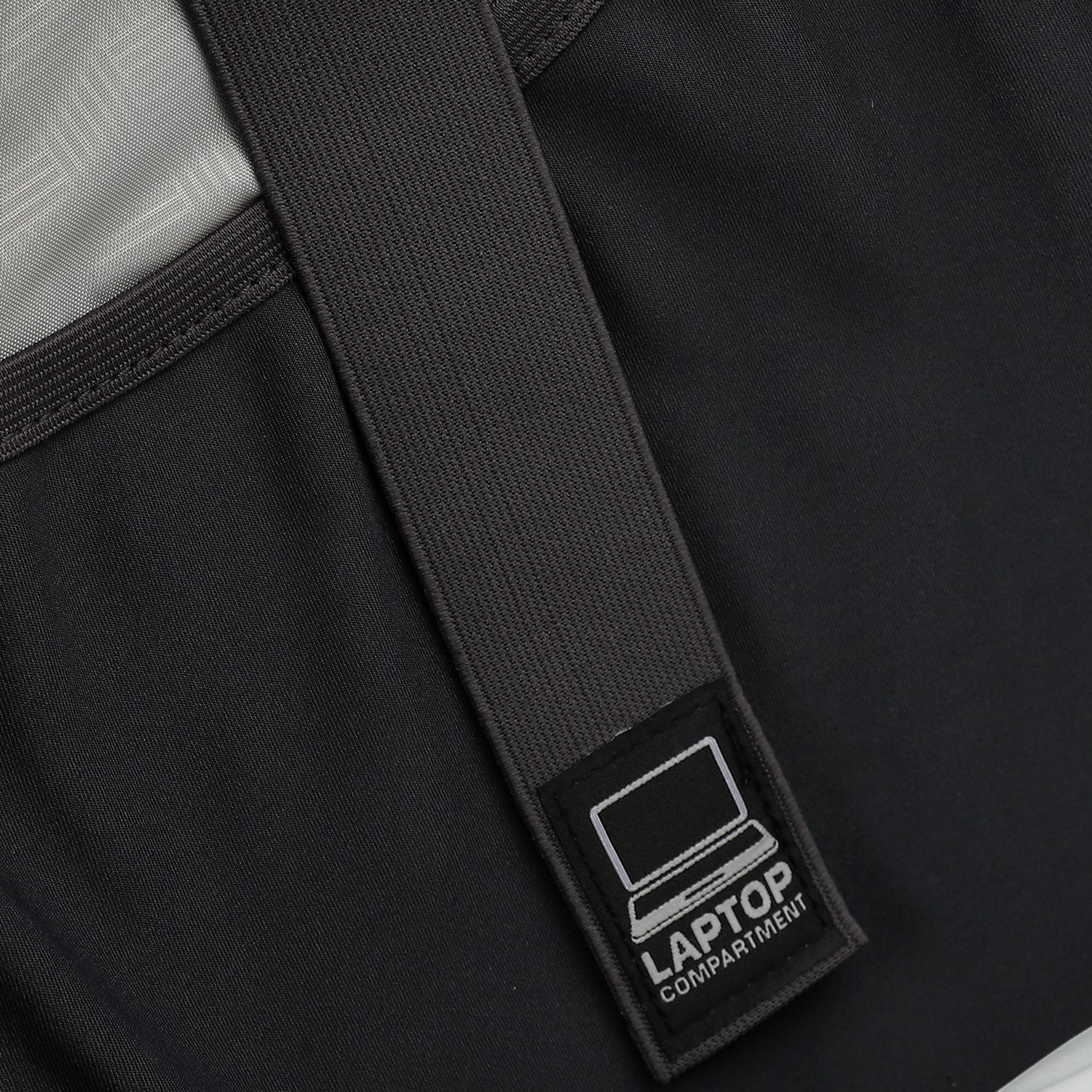 ACTIV KIDS COMET BACKPACK - اسود*منقط*اسود*رمادى فاتح*اسود - Image 5