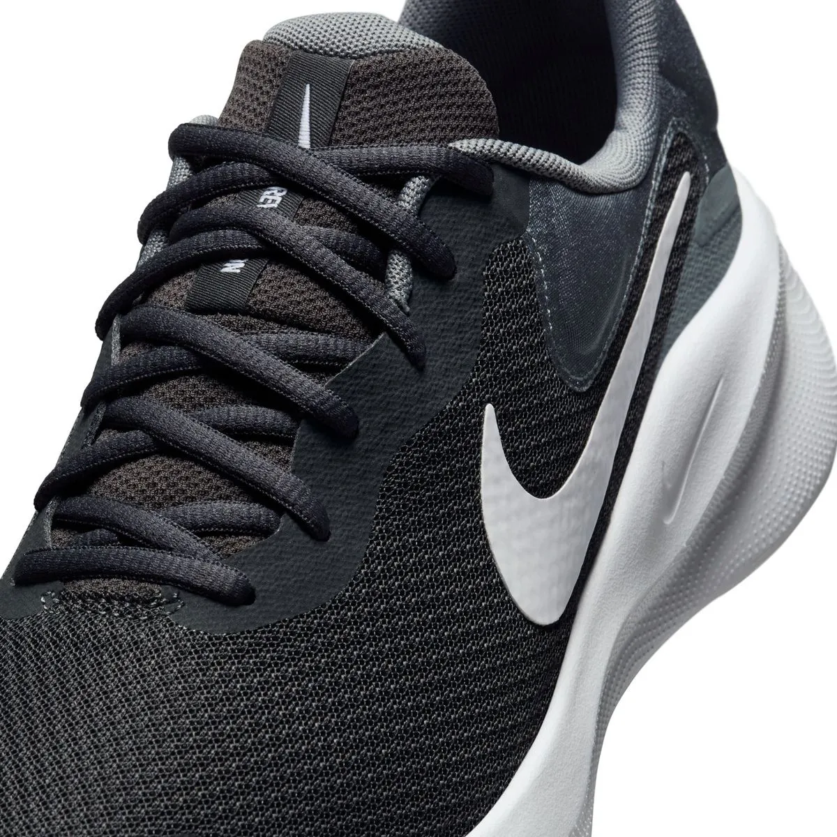 NIKE REVOLUTION 7 RUNNING SHOE - BLK & GREY - Image 7