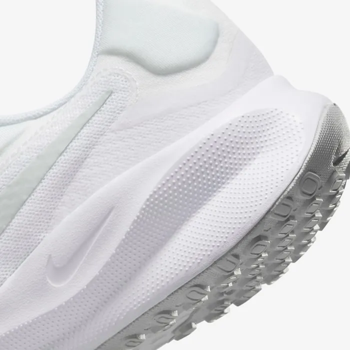 NIKE REVOLUTION 7 RUNNING SHOE - WHITE - Image 8